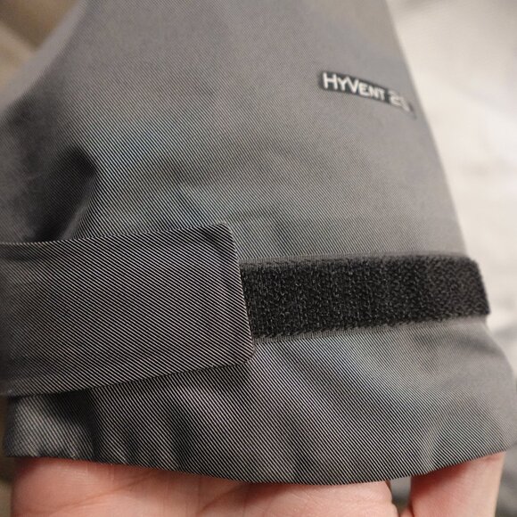 The North Face FuseForm Dot Matrix Rain Jacket Women’s Large Gray HyVent - Picture 12 of 16